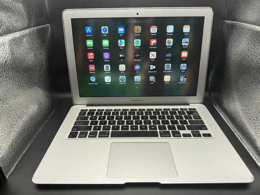 Maxed out 13" MacBook Air w/ i7, upgraded RAM, latest updates